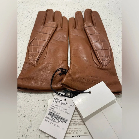 Bottega Venetia Womans Authentic Leather Gloves Carmel Croc Embossed Size 7 NWT - Picture 5 of 8